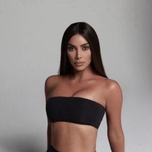 Fits Everybody Bandeau in onyx NWT